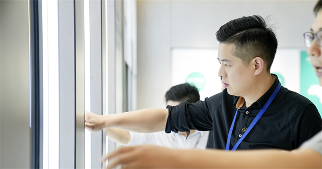 互学互鉴，携手共进 | 德技优品门窗参观好博窗控集团！
